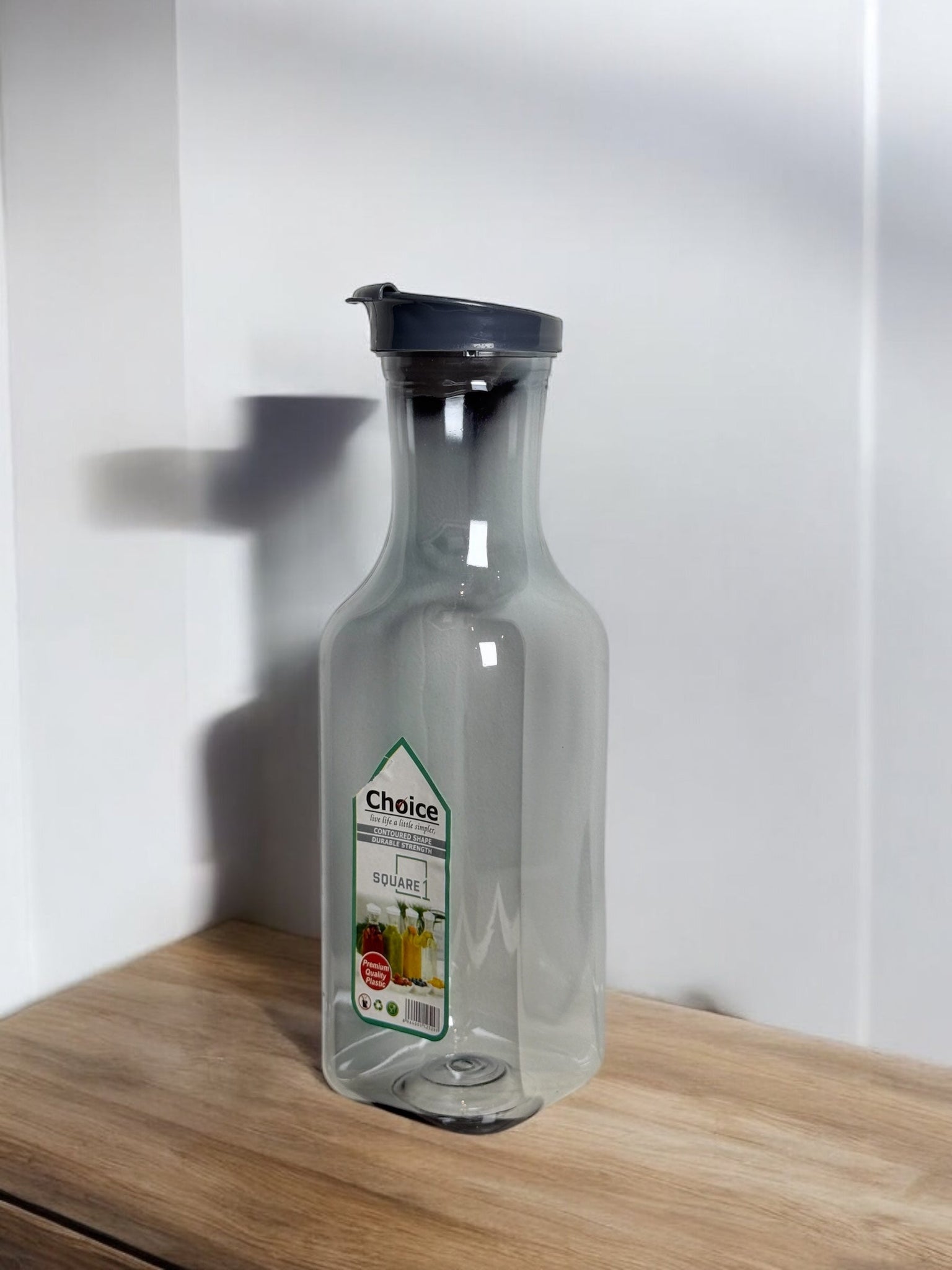 Square Plastic Juice Bottles, 2000 ml Reusable Empty Juice Bottles with Lids for Milkshake, Plastic Bottles for Water, Juice, Milk