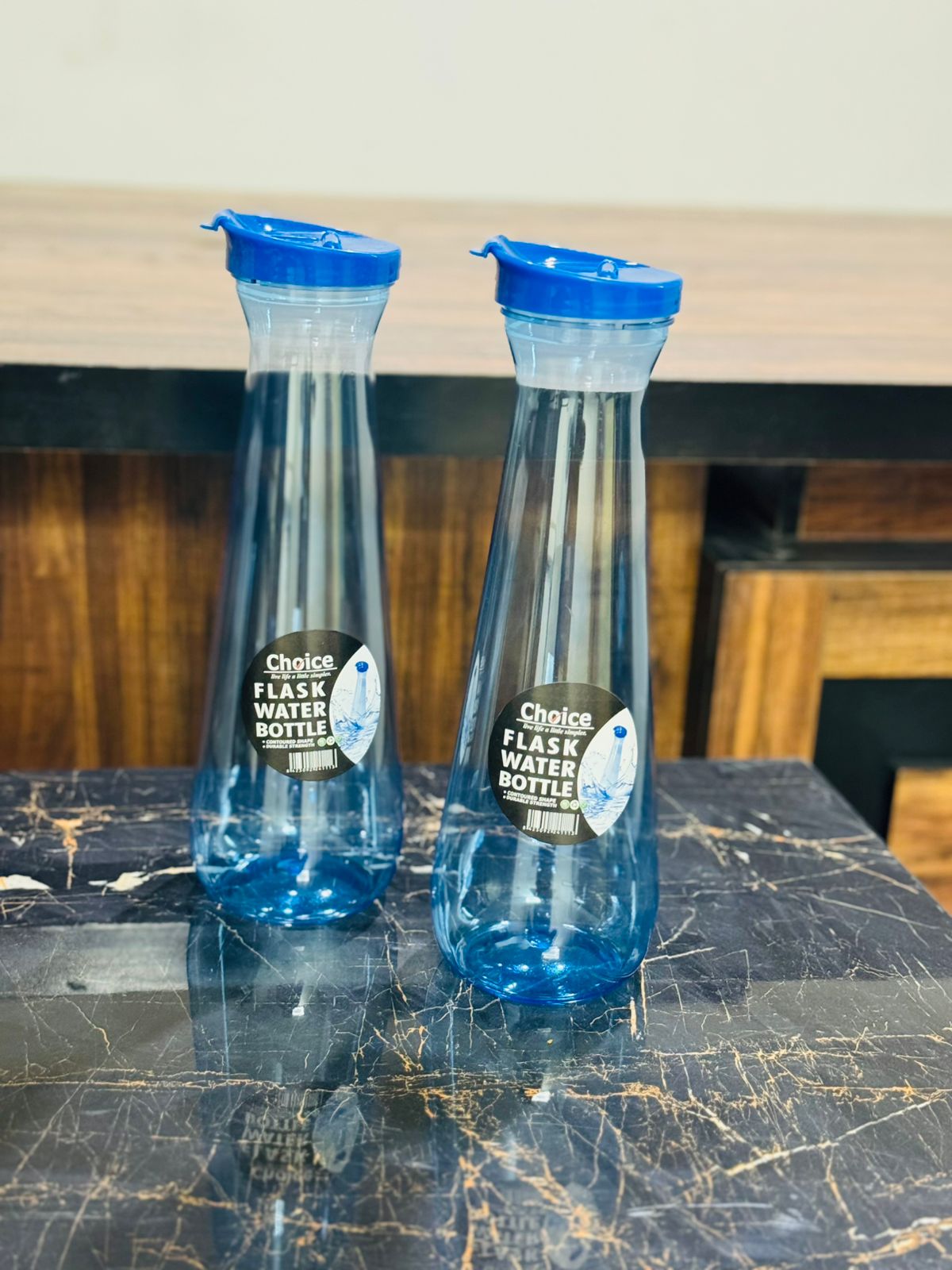 Flask Plastic Juice Bottles, 1250 ml Reusable Empty Juice Bottles with Lids for Milkshake, Plastic Bottles for Water, Juice, Milk